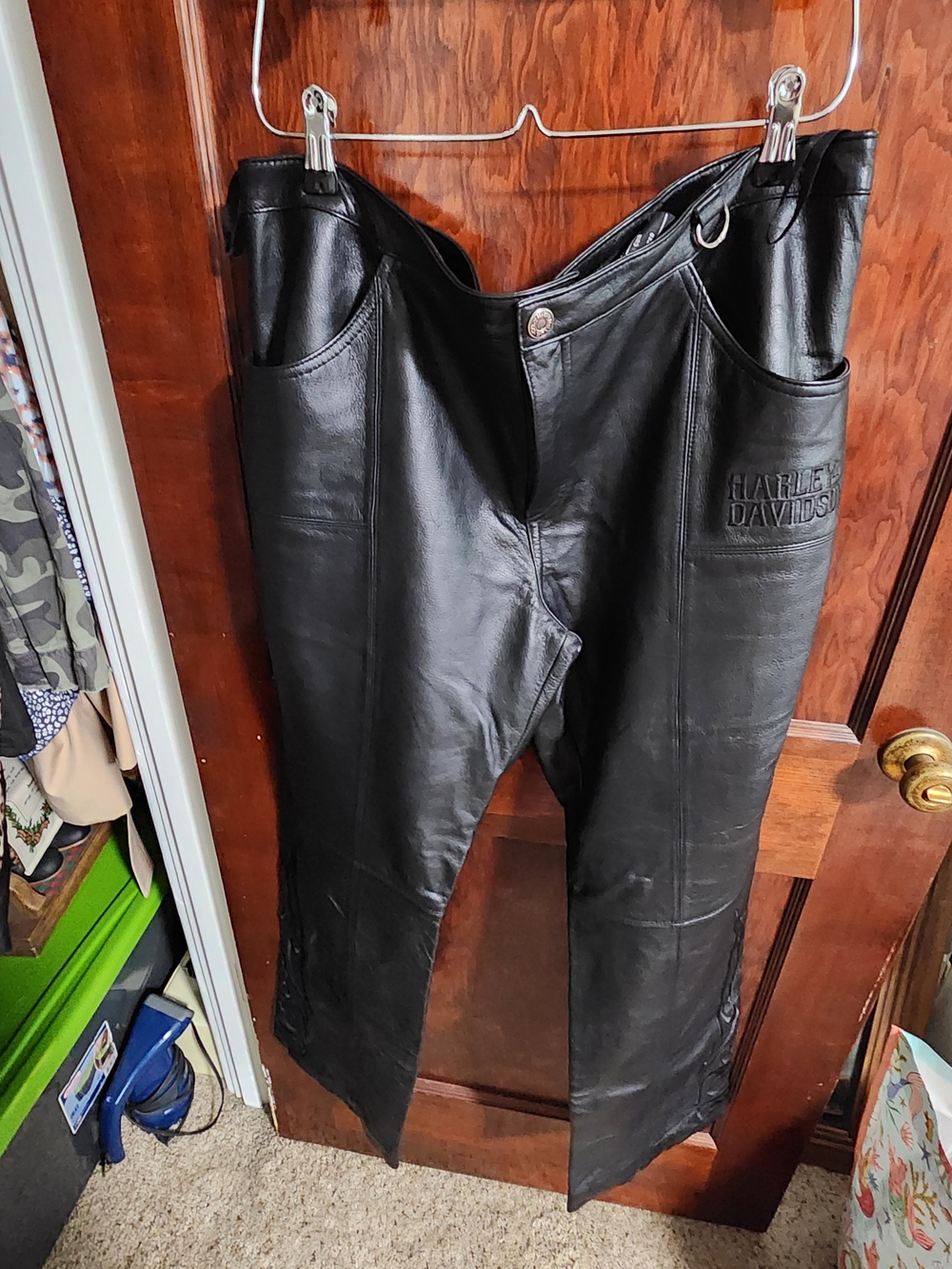 Harley-Davidson Women's 16 Black Leather Riding Pants Tribal Back Zip NWOT